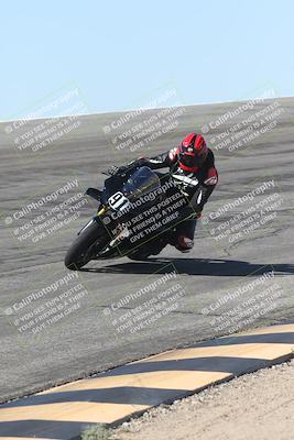 media/Oct-13-2025-Moto Forza (Mon) [[a66d839500]]/4-C Group/Session 2 (Bowl)/